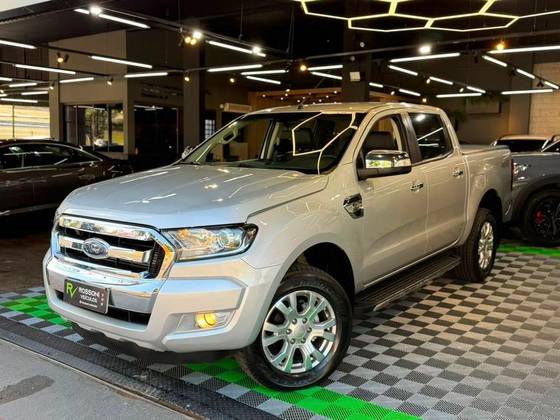 FORD RANGER 2.2 XL 4X4 CD 16V DIESEL 4P MANUAL FORD RANGER 2.2 XL 4X4 CD 16V DIESEL 4P MANUAL